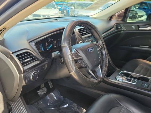 Used 2018 Ford Fusion SE w/ Equipment Group 601A image 7