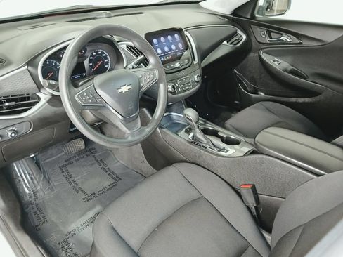 Used 2024 Chevrolet Malibu LT FWD image 14