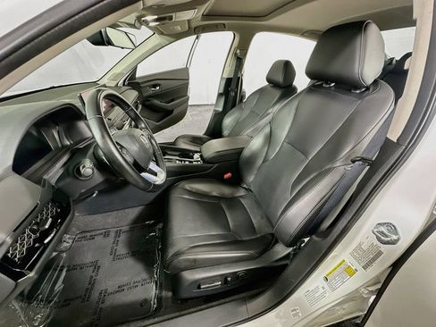 Used 2023 Honda Accord Touring image 15