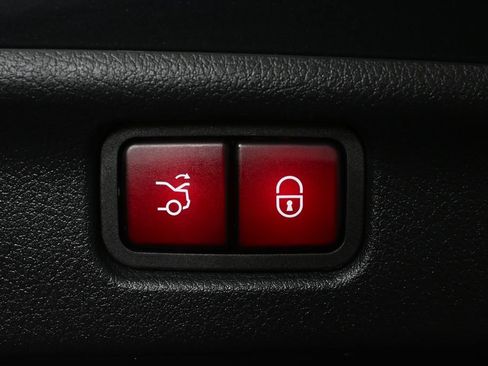 Certified 2022 Mercedes-Benz C 300 4MATIC Sedan image 29
