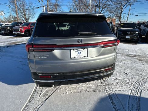 Used 2025 Buick Enclave Preferred image 6