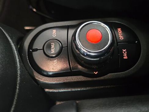 Used 2019 MINI Cooper S w/ Signature Upholstery Package image 22