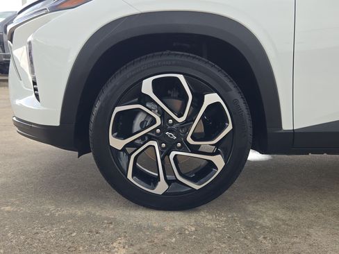Used 2026 Chevrolet Trax RS w/ Sunroof Package FWD image 13