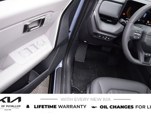 New 2027 Kia Seltos X-Line S w/ X-Line S Premium Package AWD/4WD image 28