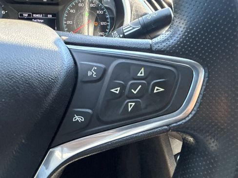 Used 2020 Chevrolet Malibu LT FWD image 10