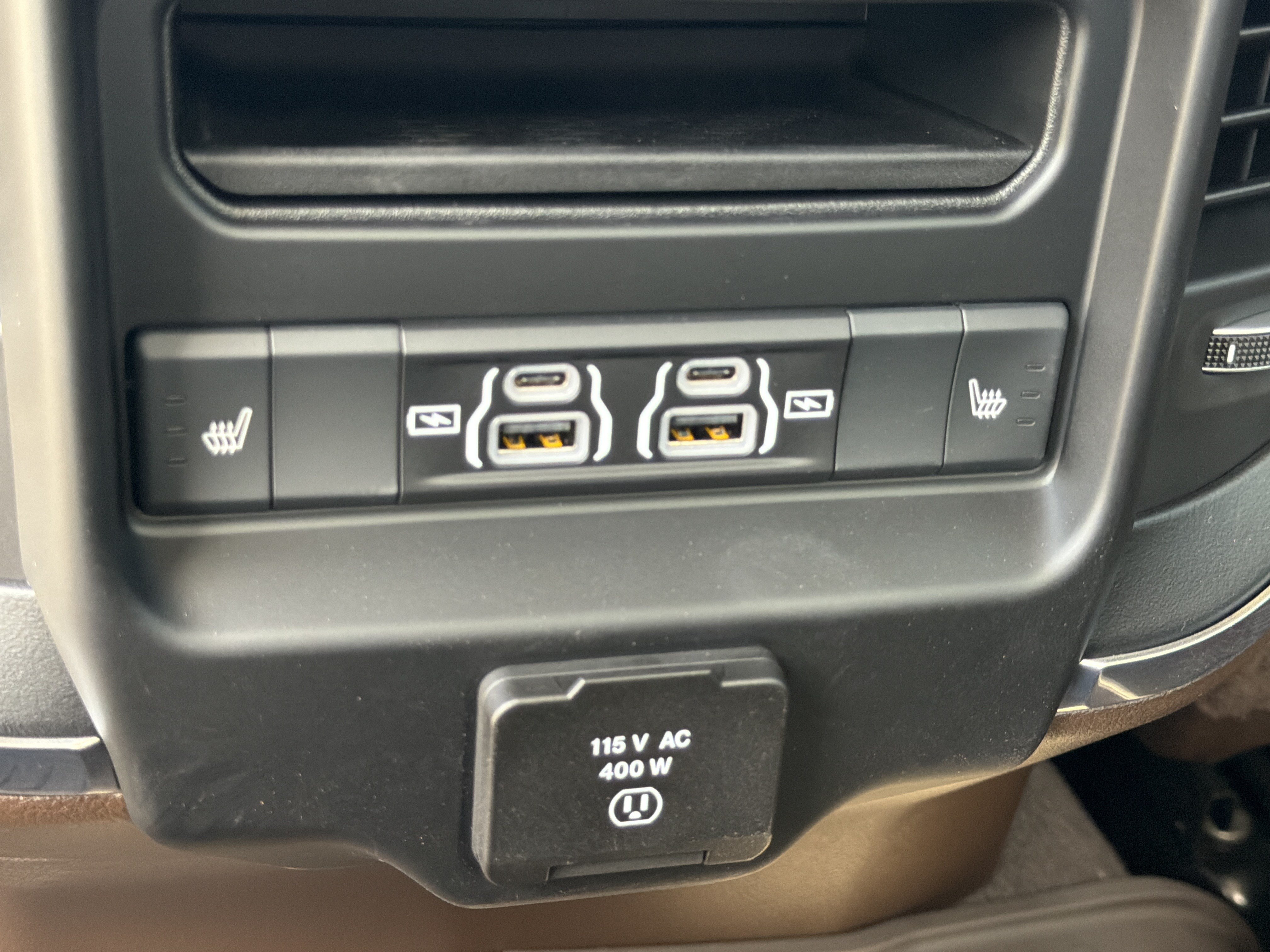 Used 2026 RAM 2500 Laramie AWD/4WD image 22