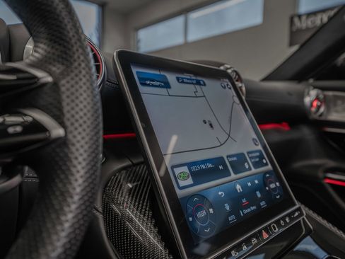 Used 2022 Mercedes-Benz SL 55 AMG 4MATIC image 37