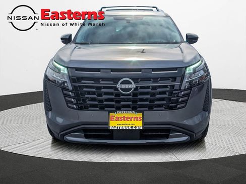 New 2026 Nissan Pathfinder Platinum image 4