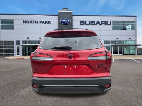 Used 2026 Toyota Corolla Cross XSE w/ Convenience Package image 4