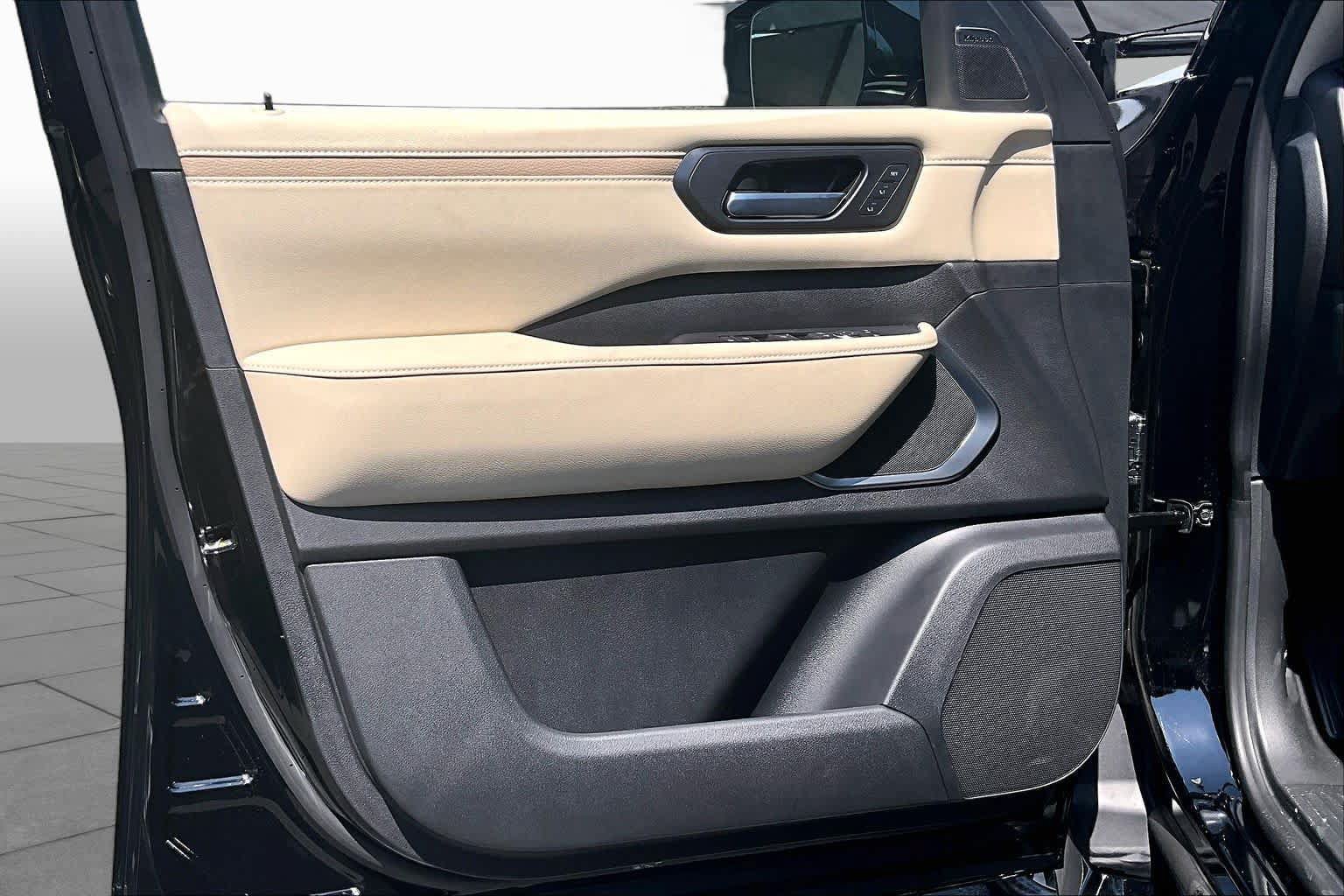 New 2026 Nissan Armada Platinum Reserve AWD/4WD image 10