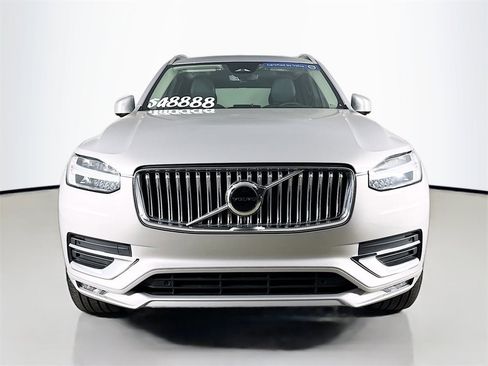 Certified 2025 Volvo XC90 B5 Core image 2