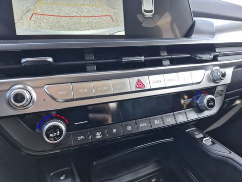 New 2025 Kia Telluride S image 25