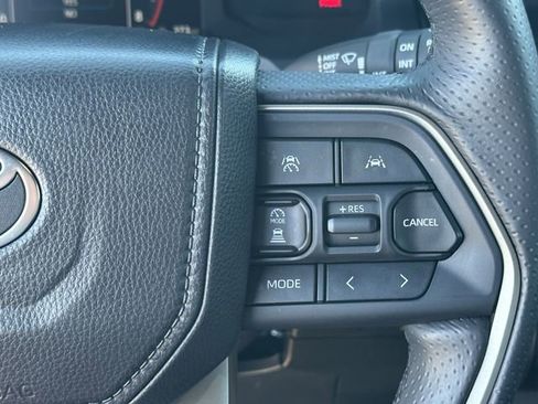 Used 2025 Toyota 4Runner SR5 image 14