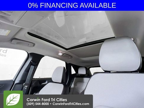 New 2025 Ford Escape SE w/ PHEV Premium Package image 26