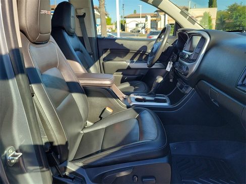 Used 2018 Chevrolet Colorado ZR2 image 17