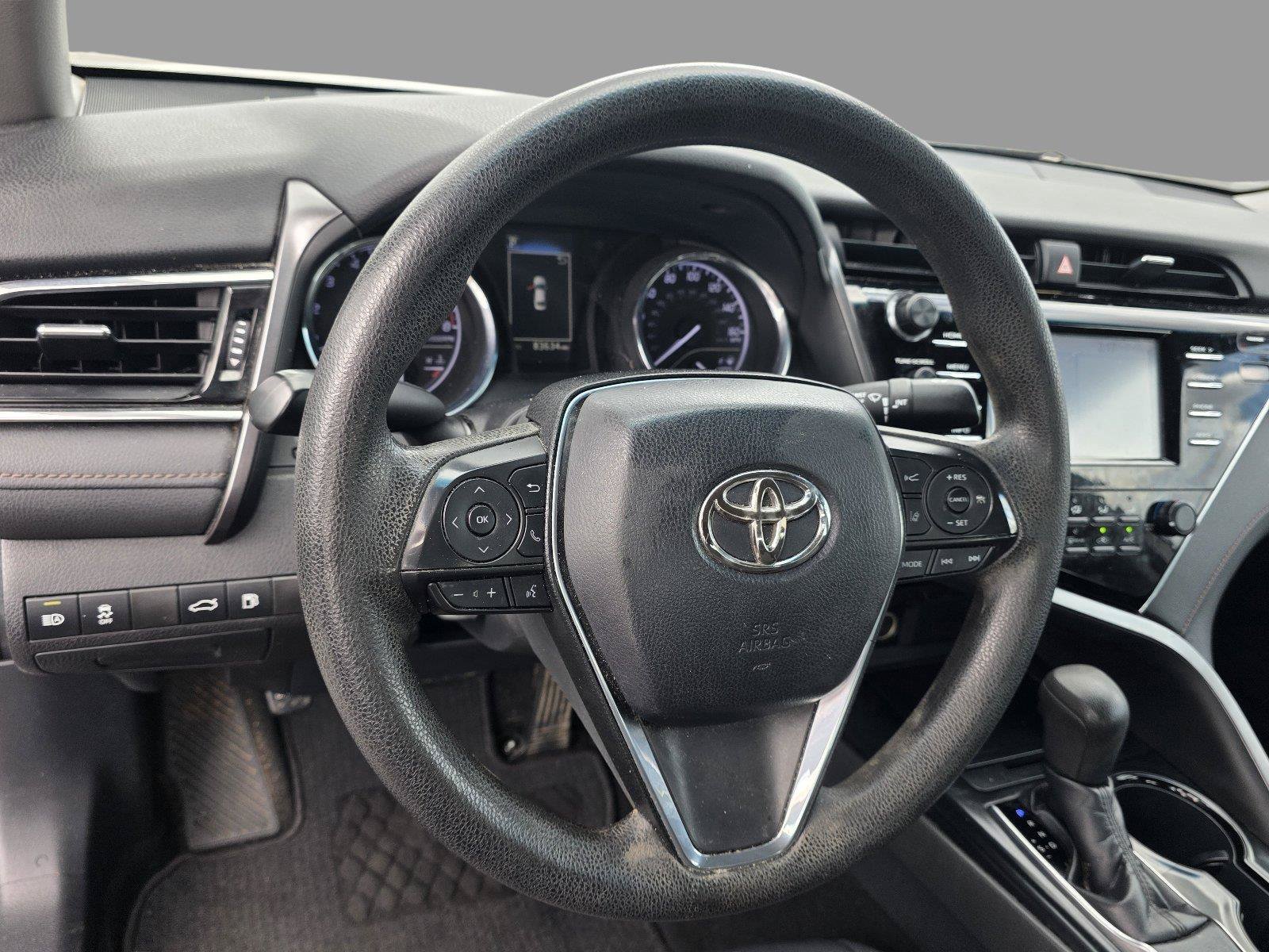 Used 2018 Toyota Camry LE FWD image 10