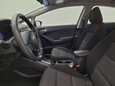Used 2017 Kia Forte LX FWD image 17