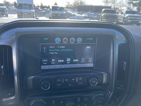 Used 2018 Chevrolet Silverado 1500 LTZ w/ LTZ Plus Package image 23