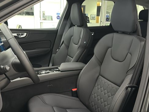 New 2026 Volvo XC60 T8 Plus w/ Protection Package Premier AWD/4WD image 23