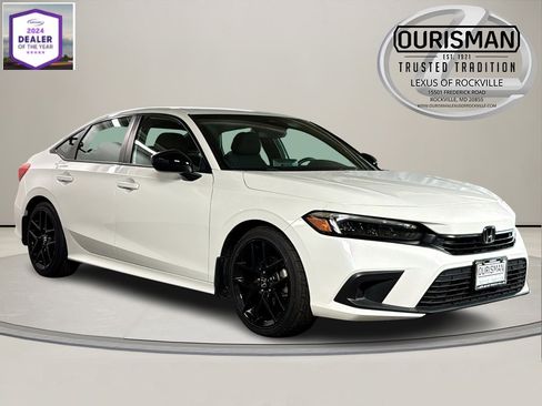 Used 2023 Honda Civic Sport image 1