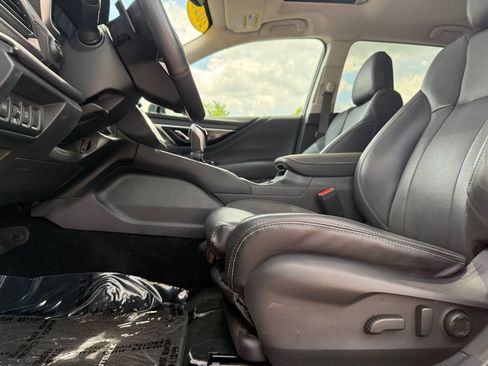 Used 2023 Subaru Outback Limited AWD/4WD image 15