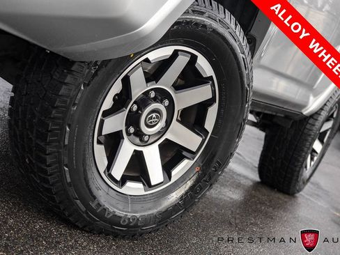 Used 2023 Toyota 4Runner TRD Off-Road image 7