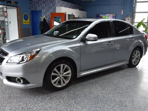 Used 2013 Subaru Legacy 2.5i Limited image 8