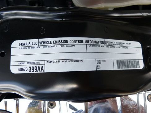 Used 2025 RAM ProMaster 2500 w/ U-Haul Equipment Group FWD image 38