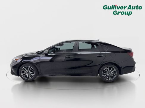 Used 2023 Kia Forte GT-Line w/ GT-Line Premium Package image 3