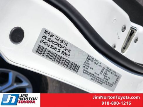 Used 2025 Jeep Compass Sport AWD/4WD image 33