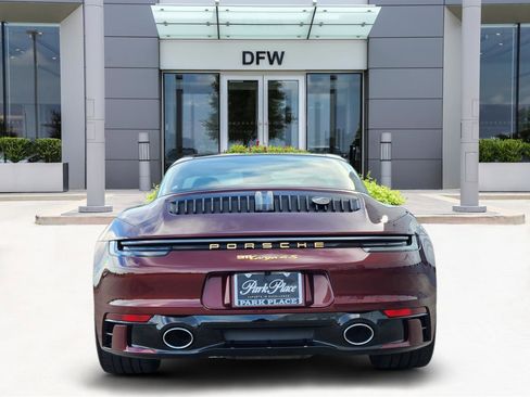 Used 2021 Porsche 911 Targa 4S Heritage Design image 6