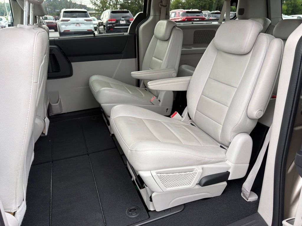 Used 2008 Dodge Grand Caravan SXT FWD image 19