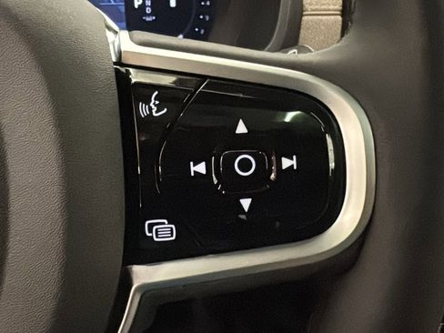 Used 2026 Volvo XC90 B6 Plus w/ Protection Package Premier image 14