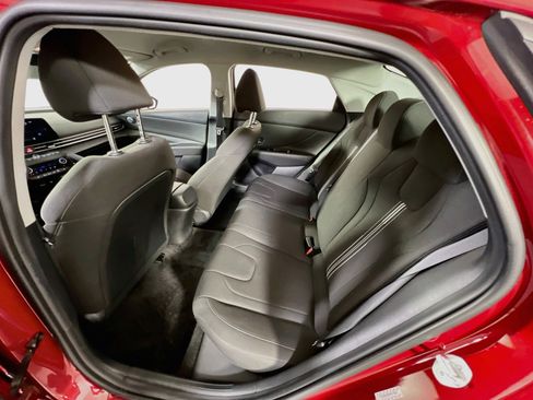 Used 2023 Hyundai Elantra SEL w/ Convenience Package FWD image 24