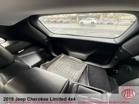 Used 2019 Jeep Cherokee Limited AWD/4WD image 13
