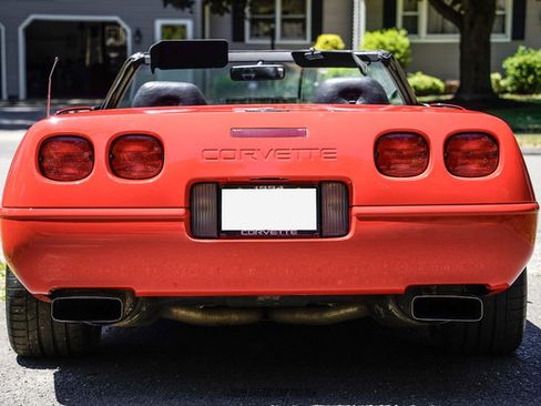 Used 1994 Chevrolet Corvette Convertible RWD image 7
