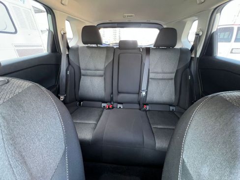 Used 2025 Nissan Rogue SV FWD image 43