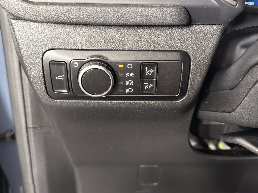 Used 2023 Ford Escape Active w/ Tech Pack #1 AWD/4WD image 15