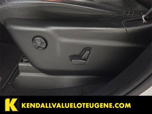 Used 2019 Jeep Grand Cherokee Altitude image 18