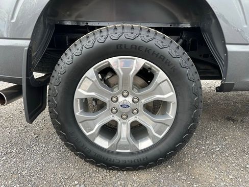 Used 2023 Ford F150 Platinum w/ FX4 Off-Road Package AWD/4WD image 22