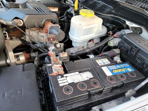 Used 2017 RAM 5500 Tradesman image 6