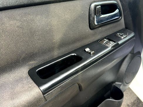 Used 2012 Chevrolet Colorado LT image 18