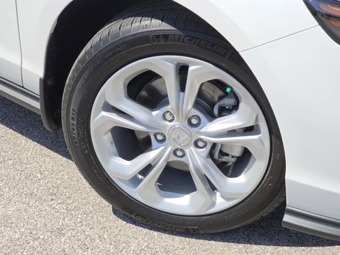 Used 2025 Honda Accord LX image 8