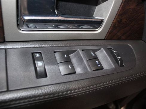 Used 2013 Ford F150 Platinum AWD/4WD image 24