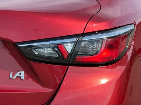 Used 2018 Toyota Yaris iA FWD image 30