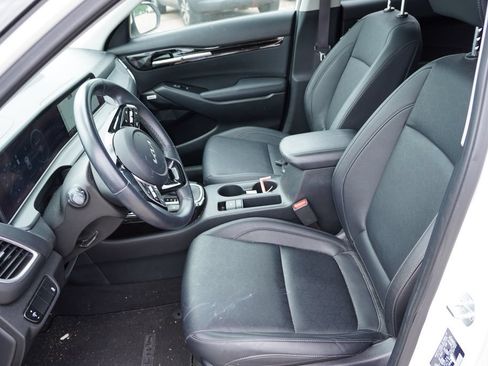 Certified 2024 Kia Seltos SX AWD/4WD image 4