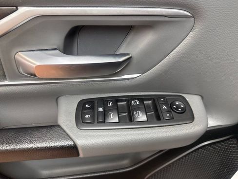 Used 2020 RAM 1500 Big Horn AWD/4WD image 20