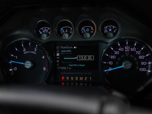 Used 2014 Ford F250 Platinum w/ FX4 Off-Road Package image 17