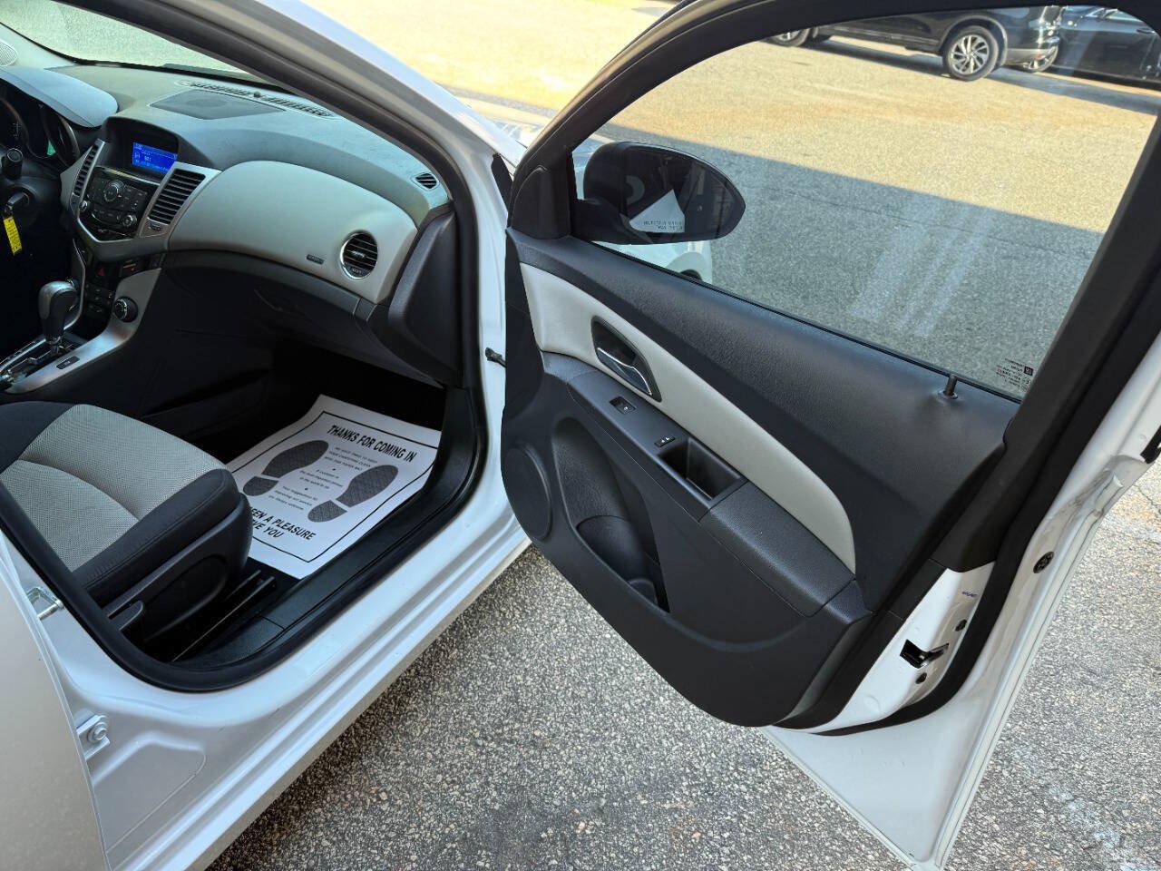 Used 2015 Chevrolet Cruze LS FWD image 16