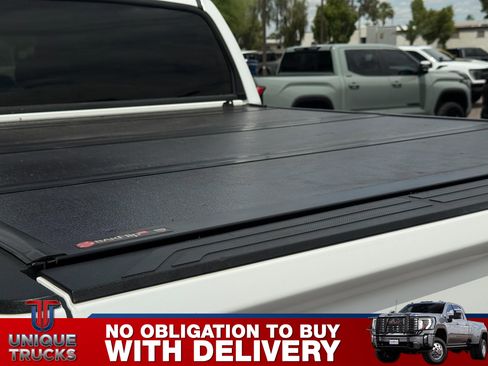 Used 2020 Toyota Tundra SR5 w/ SR5 Upgrade Package image 9